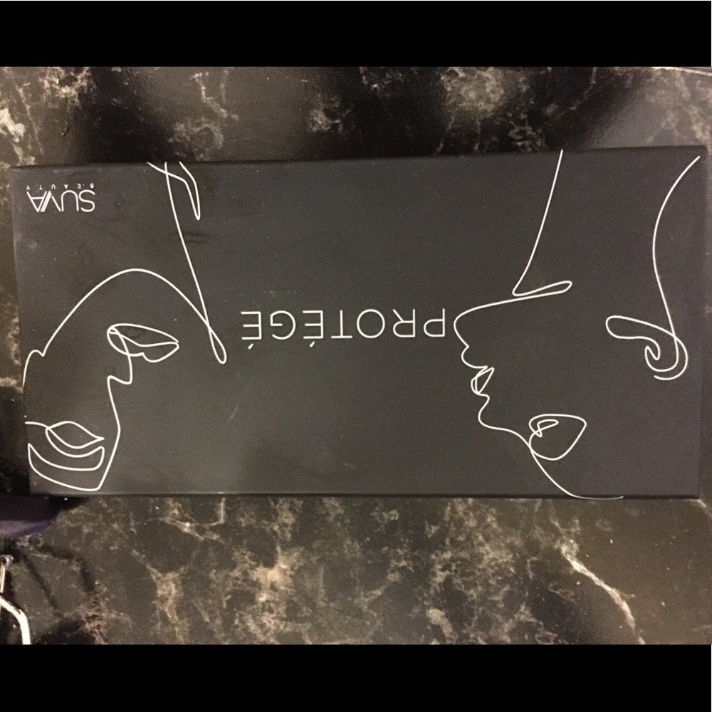 Protege palette by Suva beauty brand new!